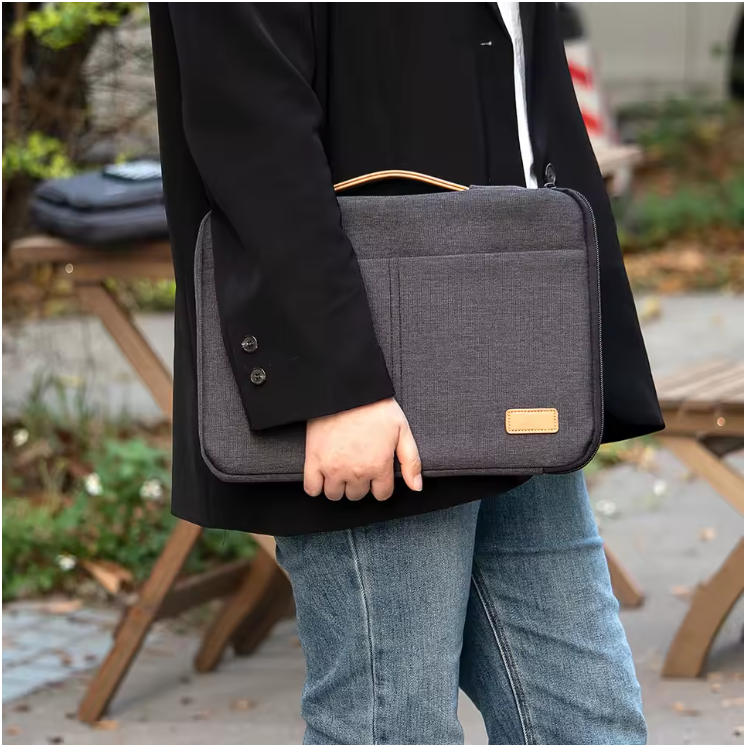Funda Maletín Elegante 14" Antigolpes | Compatible con MacBook, HP, Dell, Acer – Estilo Ejecutivo e Impermeable
